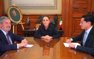Propone Sheinbaum a Roberto Velasco como canciller