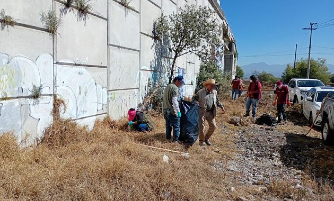 Realizan autoridades limpieza en Río Lerma