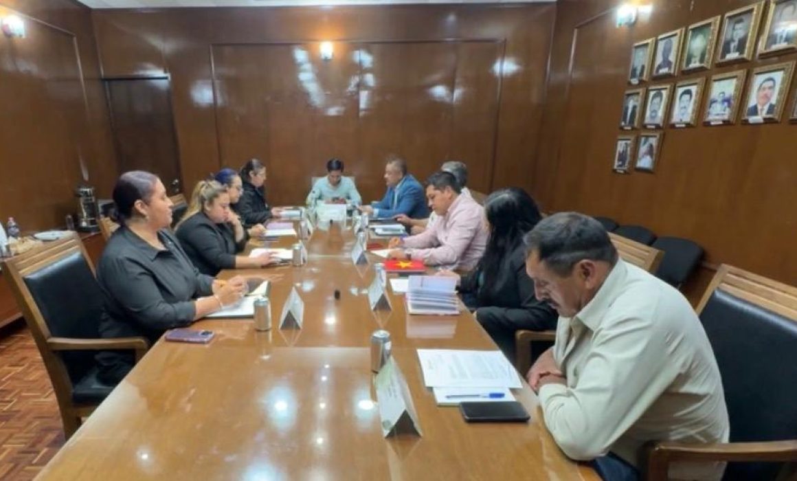 Refuerzan salud pública con vacunación en Jilotzingo