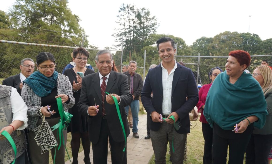 Reinaugura Raziel Chavarri Biblioteca Digital en Jilotzingo