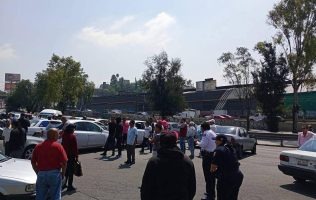 Reportan bloqueo de taxistas en México-Pachuca por extorsiones