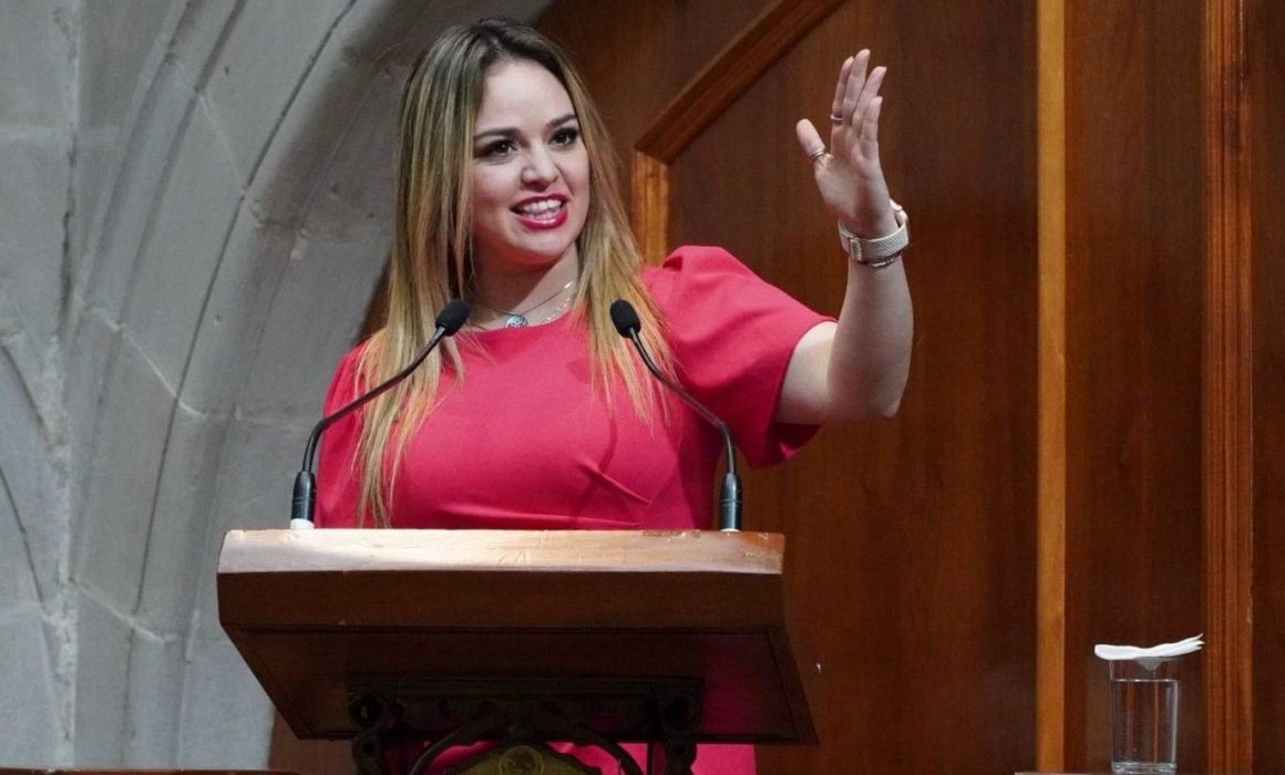 Representa Jennifer González al Distrito 17: salud y voz en el Congreso