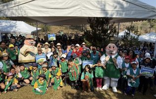 Reúne a cientos en Coacalco para reforestación en Sierra de Guadalupe