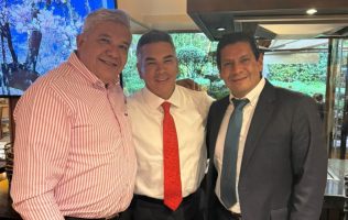 Se aleja PVEM de Morena; coquetea con Alito en pos de Michoacán