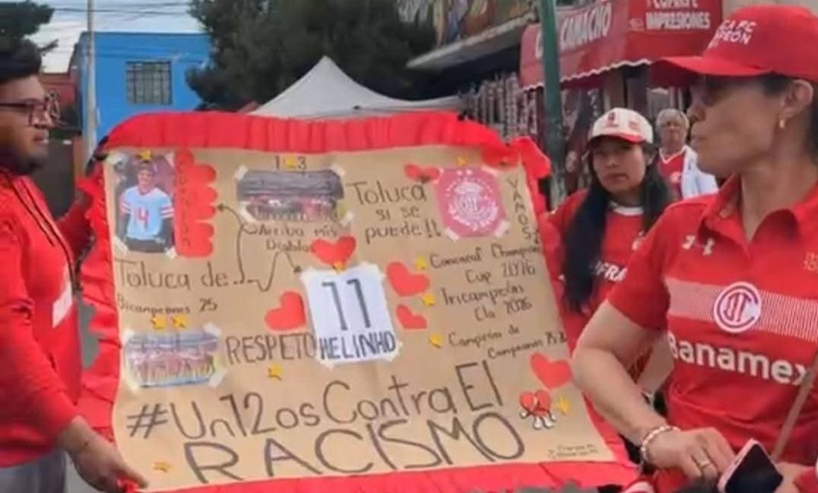 Se manifiesta afición de Toluca contra racismo previo a juego ante León