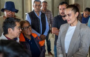 Supervisan en Tianguistenco avance de nuevo centro de salud en Coatepec