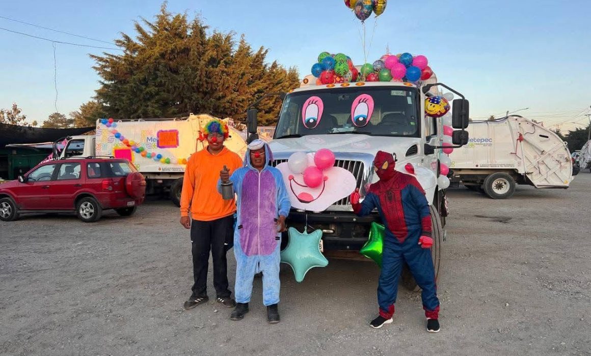 Transforman recolectores de Metepec su ruta en fiesta para niños