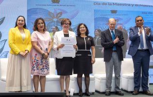 Aplaude la UAEMéx la labor y entrega de sus docentes
