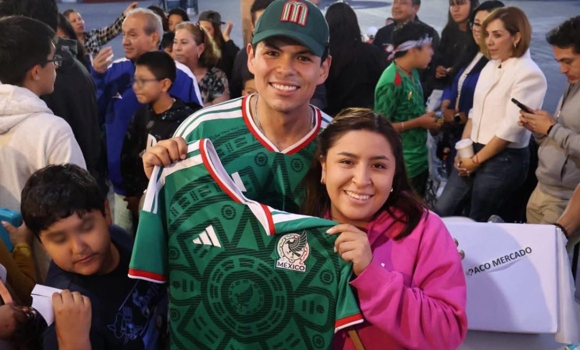 Arma Paco Mercado tarde mundialista con jóvenes de Tlalnepantla