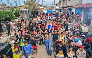 Arropa Zaira Cedillo estrategia social de Delfina Gómez en Ecatepec