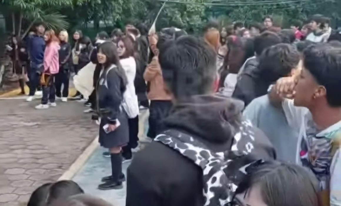 Atienden crisis de agua en la Prepa 7 tras protesta estudiantil