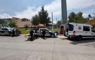 Ayudan policías de Ecatepec a mujer a dar a luz en su domicilio