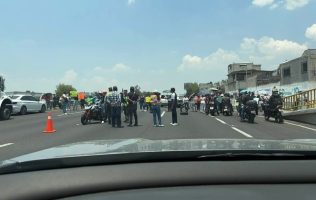Bloquean la México-Pachuca para exigir búsqueda de menor desaparecida