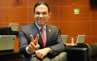 Busca Enrique Vargas obligar a escuelas a actuar contra bullying