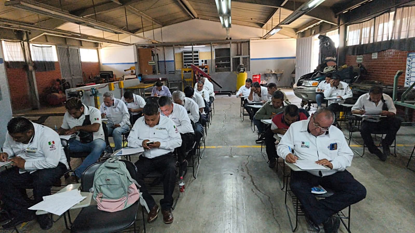 Capacitan en Zumpango a 841 operadores de transporte público - Noticias ...