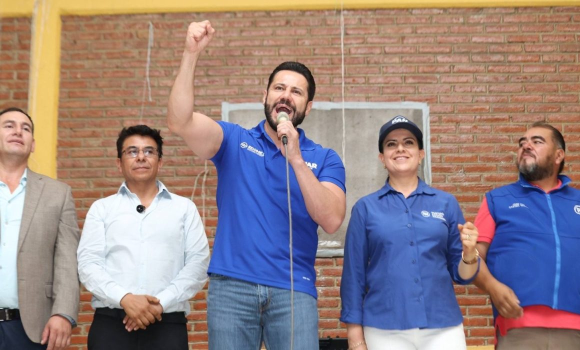 Celebra Anuar Azar a madres de Huehuetoca y proyecta al PAN para el 2027