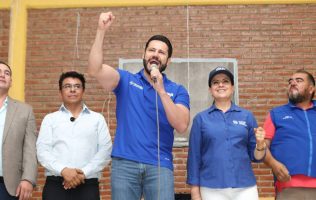 Celebra Anuar Azar a madres de Huehuetoca y proyecta al PAN para el 2027
