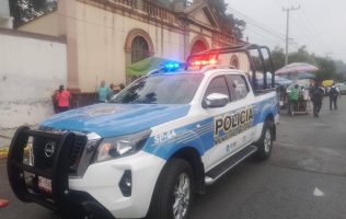 Cesan a policías captados en video agrediendo a un ciudadano en Metepec