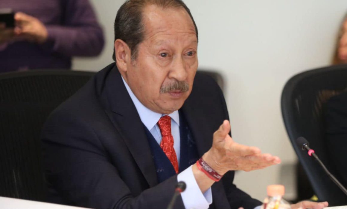 Cita FGE a Leonel Godoy a las 12 horas por caso Carlos Manzo