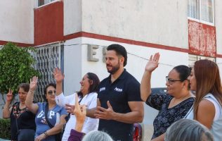 Continúa Anuar Azar recorridos y actividades en comunidades de Atizapán