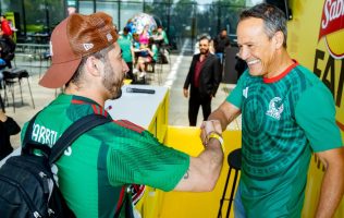 Corona al mejor 'Fan del Partido' la Federación Mexicana de Futbol