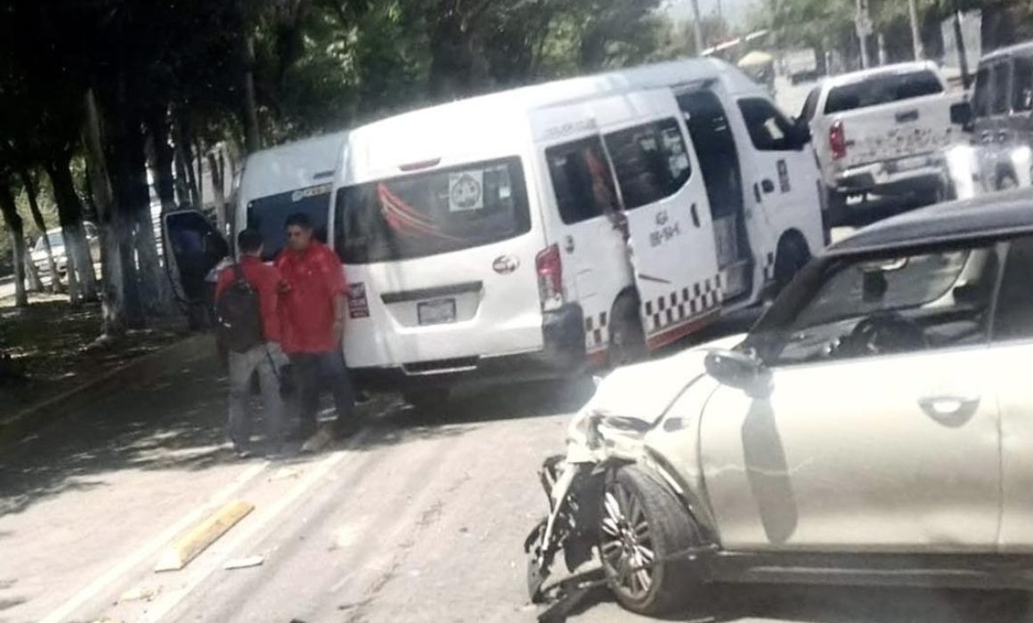 Deja 10 lesionados severo choque en Tultitlán