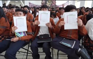 Encabeza SECIHTI clase masiva de matemáticas desde Nezahualcóyotl