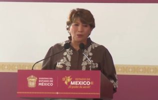 Entrega Delfina Gómez casi 100 mdp y armamento a municipios