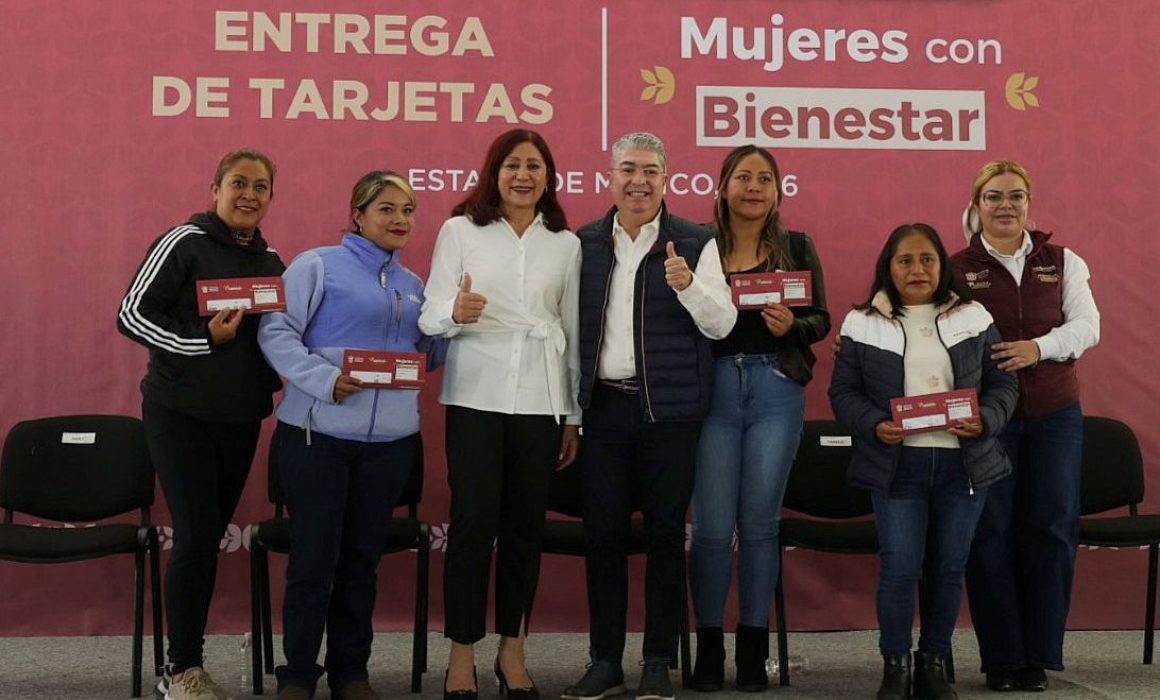 Entrega GEM tarjetas del Bienestar a 5 mil mujeres en Tecámac