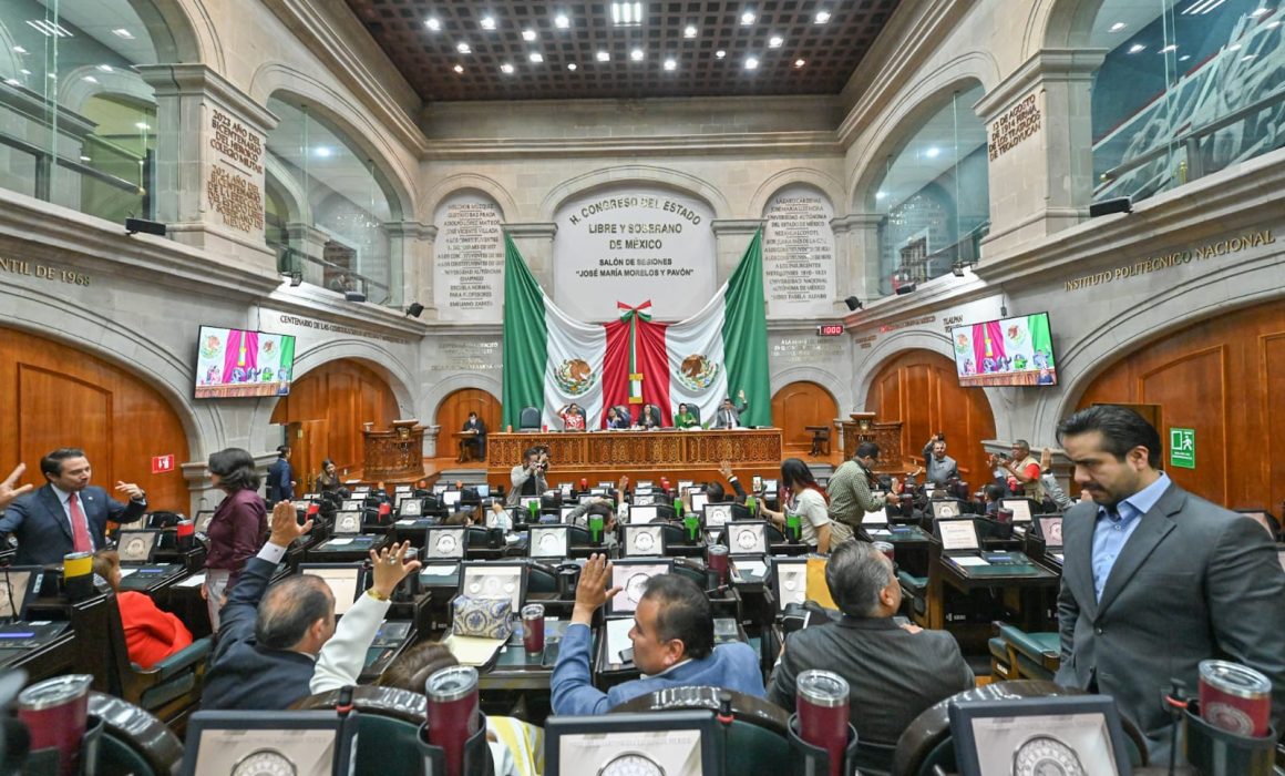 Excluye Ley Animal sanciones para toros y gallos en el Edomex