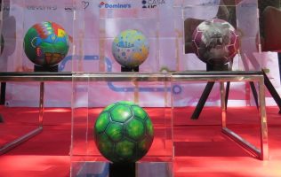 Expondrán en el Metro arte, futbol y causa social rumbo al Mundial 2026
