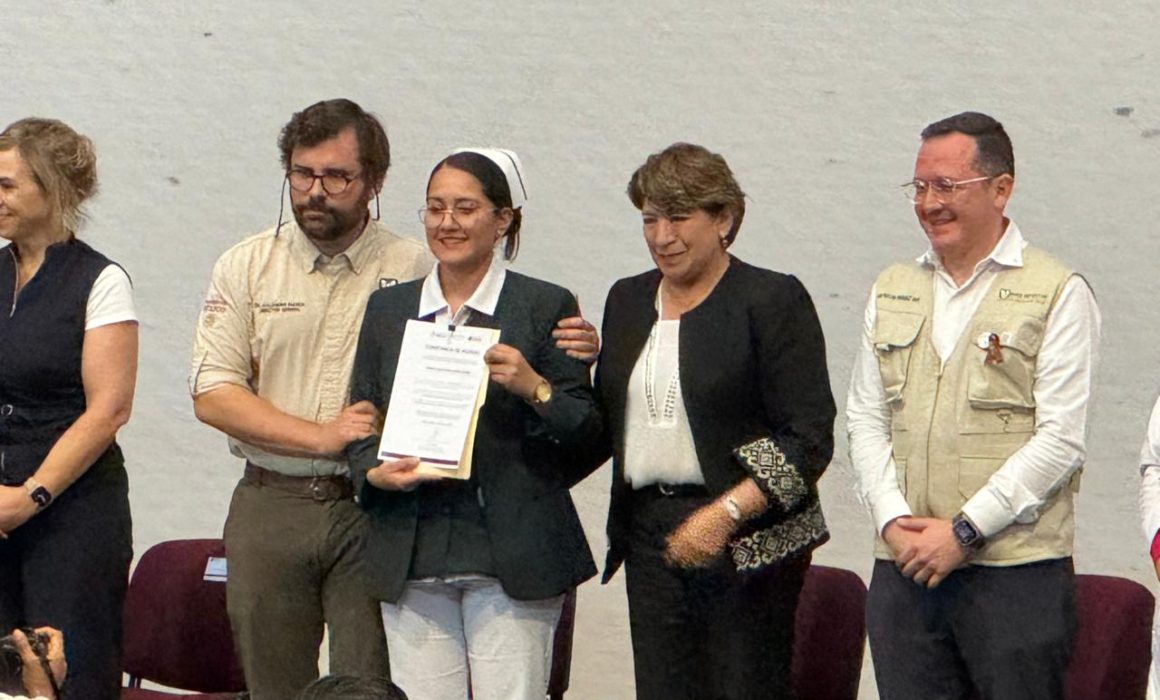 Fortalece Delfina Gómez al IMSS-Bienestar con 400 nuevos especialistas