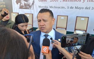 Grecia Quiroz rechazó 2 veces entregar celular de Manzo