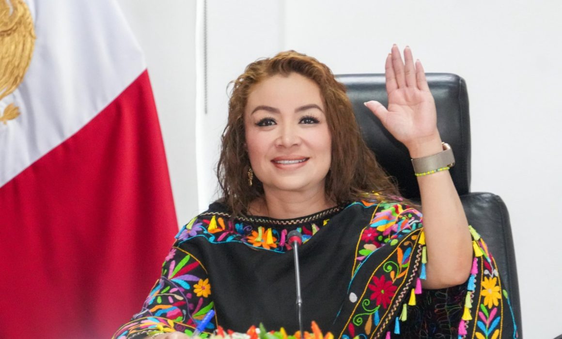 Maquilla Yoselin Mendoza abandono en Milpitas con talleres de tacos