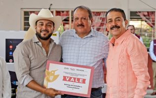 Mejoran escuelas del sur con inversión estatal de 2.8 mdp