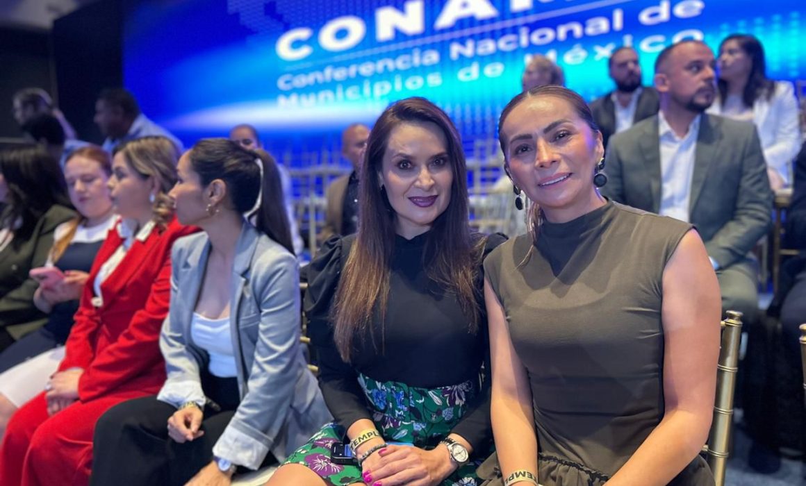 Participa Erika Olea en toma de protesta de la CONAMM