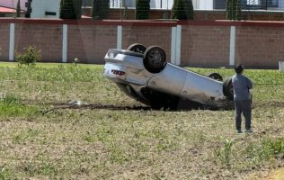 Pierde la vida conductor tras fatal volcadura en la Toluca-Palmillas