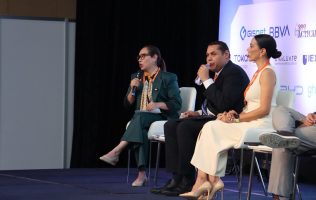 Presenta Azucena Cisneros modelo de recuperación urbana de Ecatepec