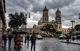 Prevé SMN tarde calurosa y lluvias aisladas para el Edomex este viernes