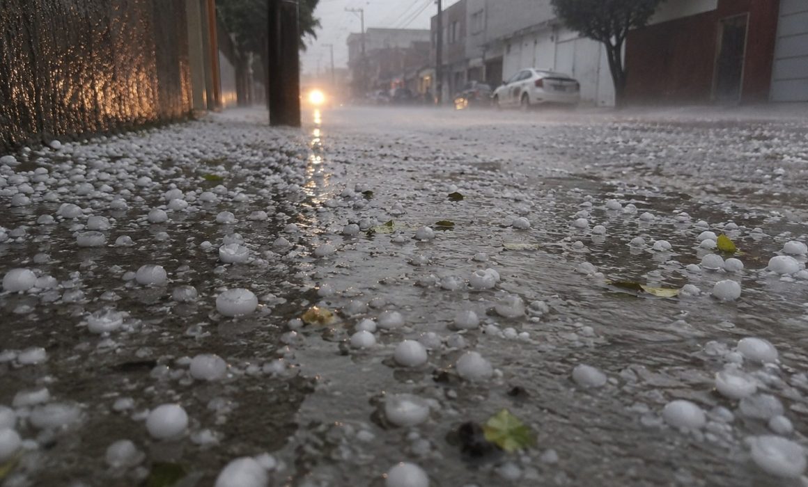 Prevén fuertes tormentas con granizo en Edomex este 20 de mayo