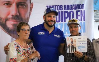 Promueve Anuar Azar bienestar emocional para adultos mayores