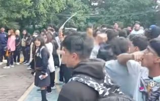 Protestan estudiantes de Prepa 7 en Los Reyes La Paz; exigen seguridad