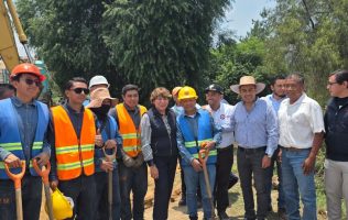 Recorre Delfina Gómez zonas afectadas por río Papalotla