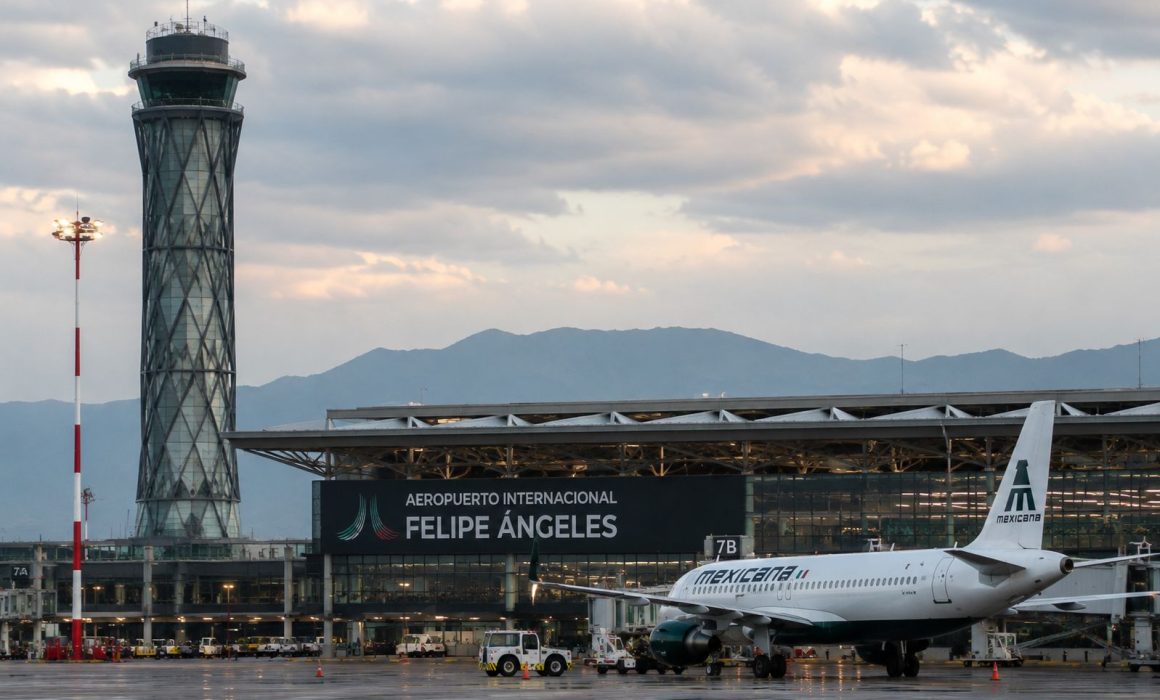 Registran retrasos en operaciones aéreas del AIFA en Zumpango