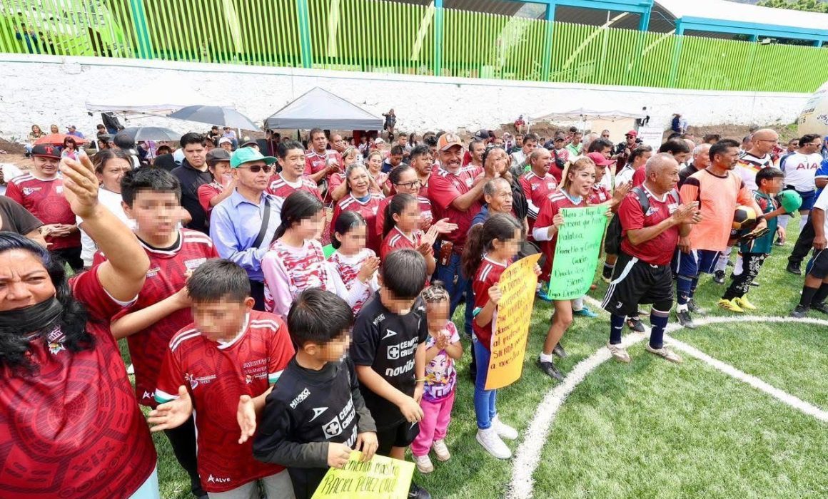 Renueva municipio de Tlalnepantla deportivo en Lázaro Cárdenas