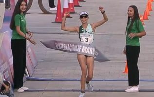 Triunfa la mexicana Alegna González en España