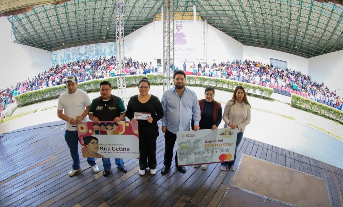Acercan servicios médicos gratuitos a becarios Rita Cetina en Naucalpan