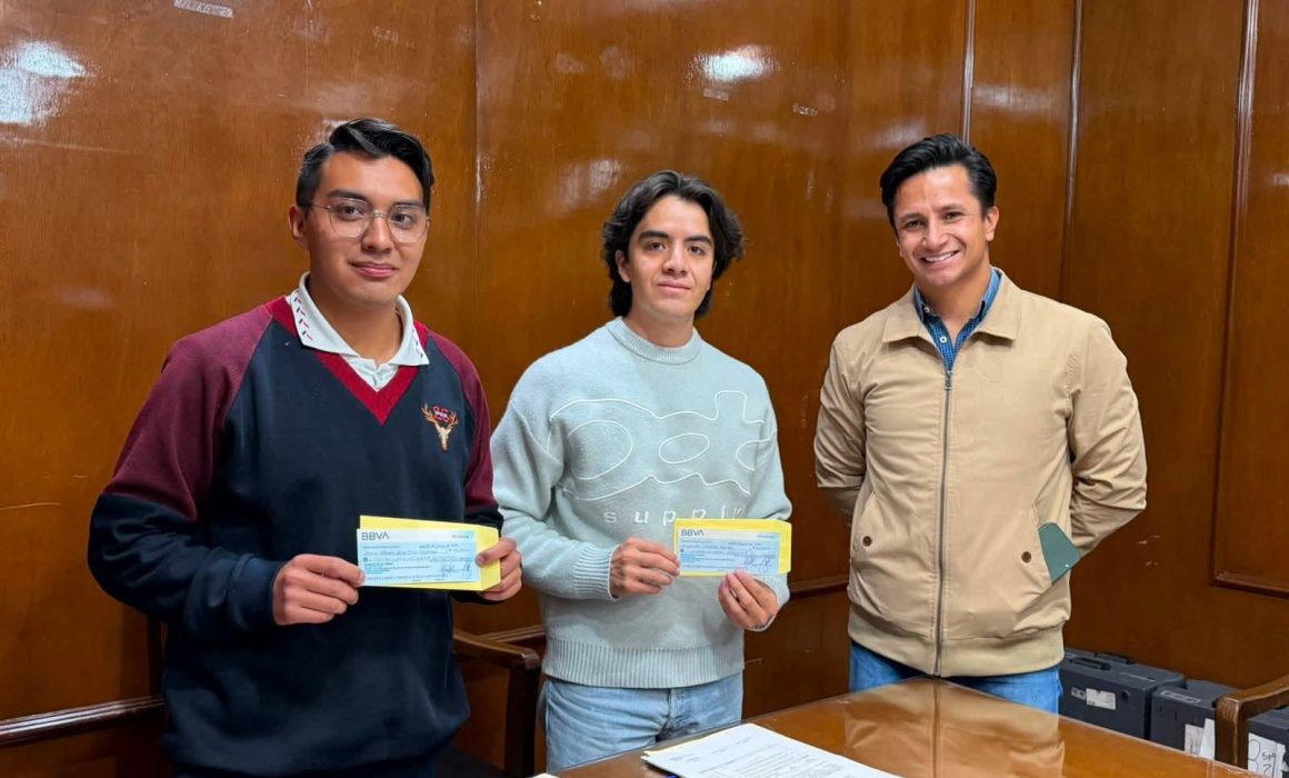 Apoya Jilotzingo a jóvenes que representarán a México en el extranjero