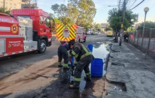 Atienden derrame de combustible y evitan riesgos en Gustavo Baz y Lerma