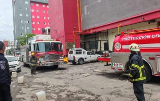 Atienden dos emergencias por gas natural en Tlalnepantla